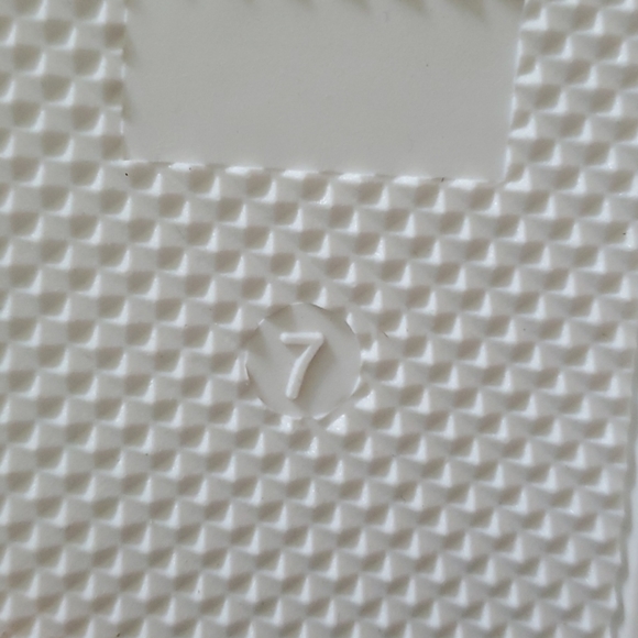 BNIB Maurices Shelby colorblock sneaker - Picture 4 of 5